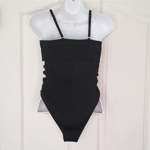 NWT Swimsuit Textured One Piece - Picture 6 of 8